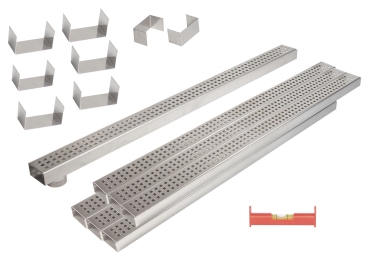 7er Rinnenset V2A superflach mit 1 Rinne mit Stutzen, 6 Rinnen geschlossen, 2 Endstücke, 6 Verbinder, 1 Dichtmittel, 1 Schnurwasserwaage